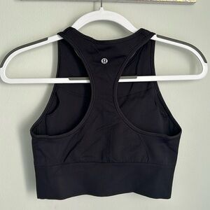 lululemon athletica Sleek Black Sports Bra size 6 excellent condition